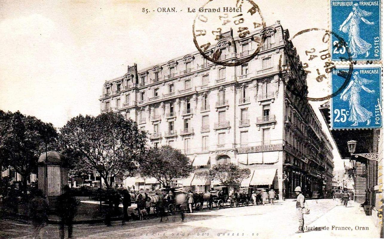 2732- Oran - Place de la Bastille - Grand Hotel - 1924.jpg